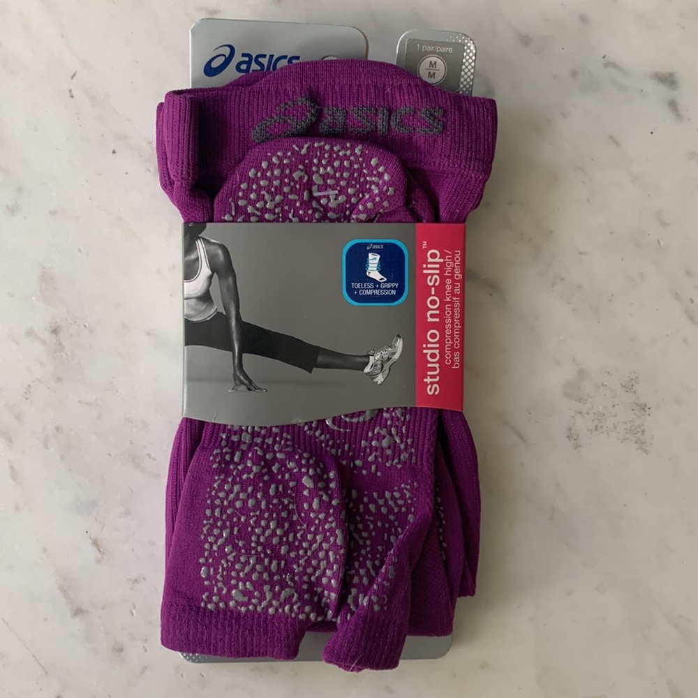 ASICS Women’s Studio No Slip Toeless Compression Knee High Socks in Plum